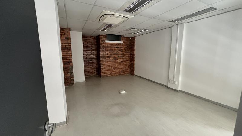 To Let commercial Property for Rent in Green Point Western Cape